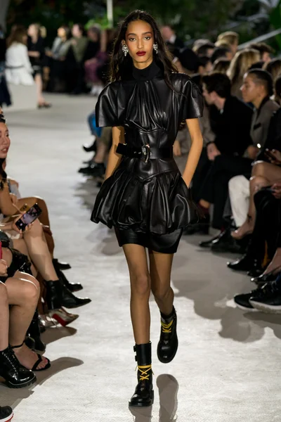 Look 56